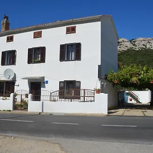 https://apartments-drita.primorje-gorskikotar.com